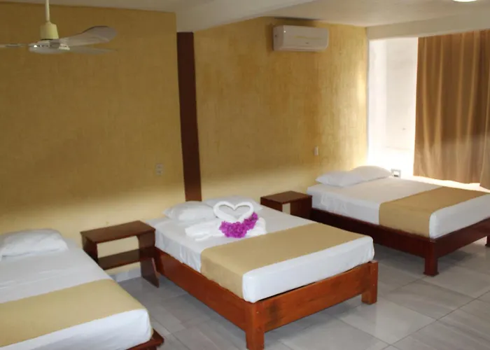 Victoria Hotel Zihuatanejo