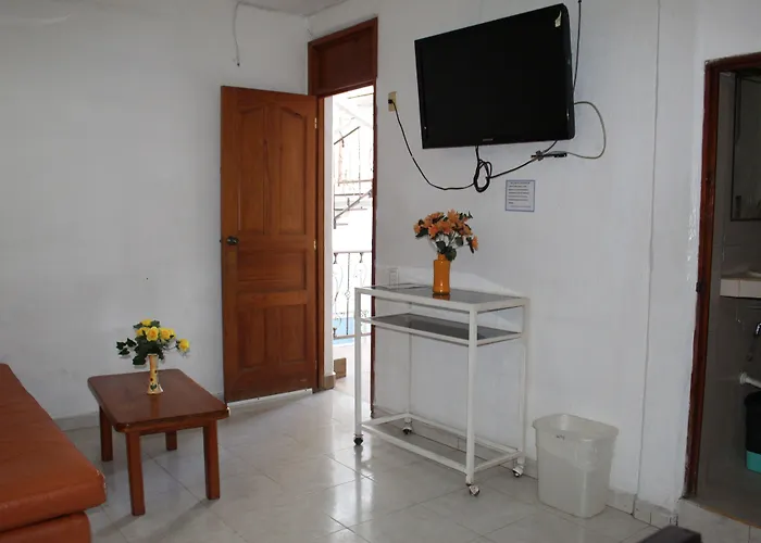 Victoria 2* Zihuatanejo