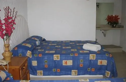 Victoria Zihuatanejo